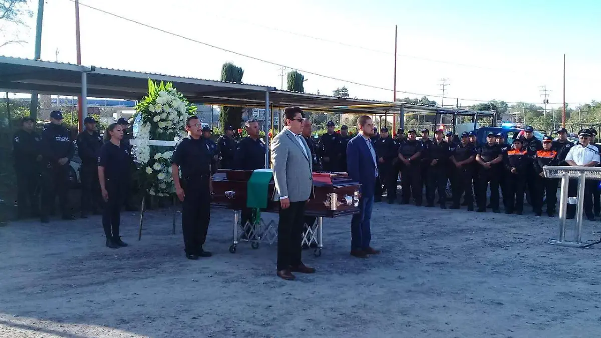 SEGUNDA - HOMENAJE POLICIA DE TEXMELUCAN